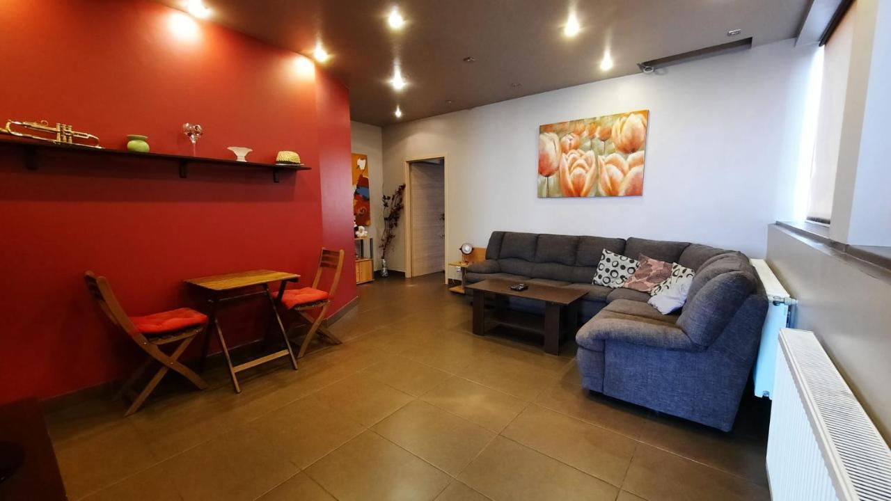 דירות בוקרשט Penthouse Larry מראה חיצוני תמונה